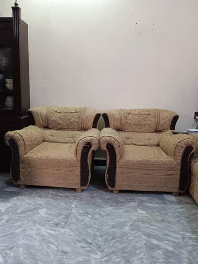 5 seaters sofa
