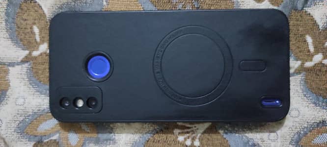 acha mobile ha 10 by 9 condition ha  family or bacho ka liya good ha