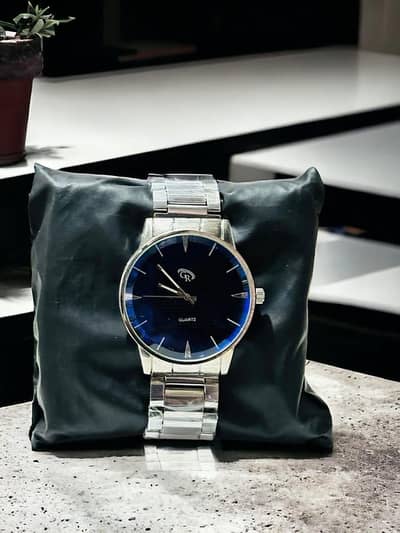 Meny casual analogue watch