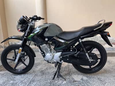 FOR SALE – Yamaha YBR 125G | Matt Dark Grey | Like Brand New
