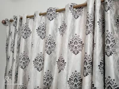 Curtains set. (3 curtains hai)