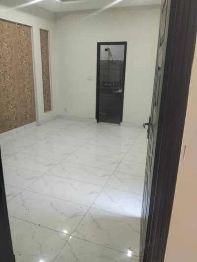 Upper Portion Available For Rent In Multan Public School Road