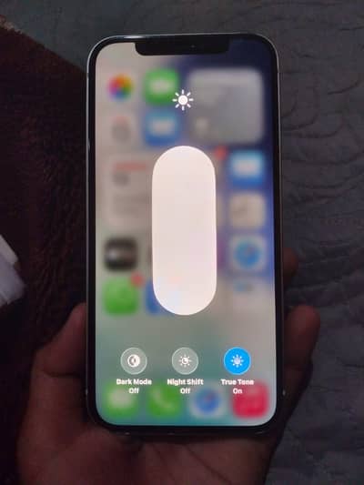 iPhone 12 128gb87battery health at best price 10/10 contact WhatsApp