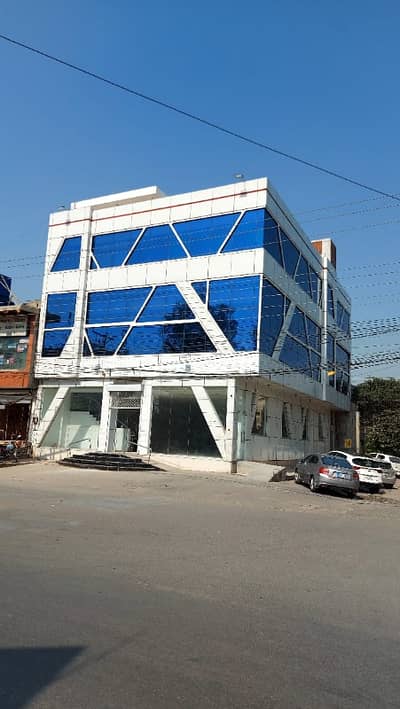 8000 SQUARE FEET PLAZA FLOOR IS AVAILABLE FOR RENT IN GULBERG