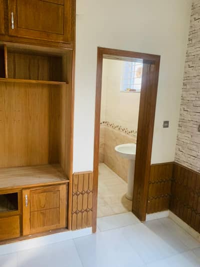 4 marla ground portion available g-13