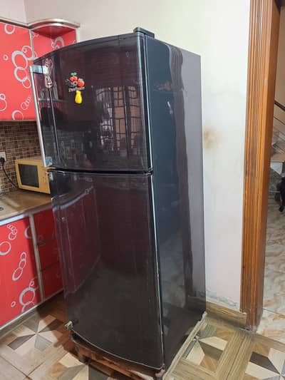 dawlance fridge 100% absolutely working fine