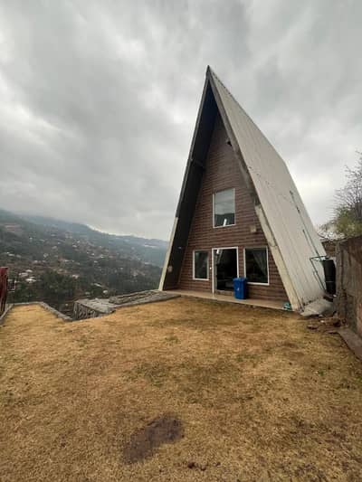 A-Frame Chalet With Reinforced Steel Structure And Thermopile Insulation
