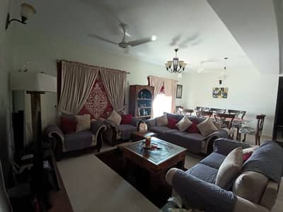 11 Marla Modern 3-Bedroom Apartment With Spectacular View for Sale Askari 11, Lahore !