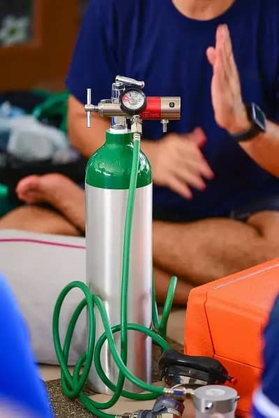 Oxygen cylinder |Oxygen concentrator | Medical Oxygen