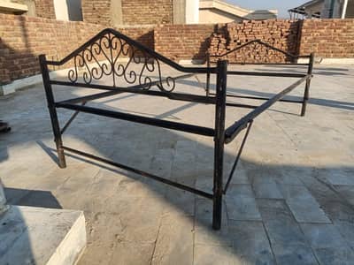 heavy iron folding palang