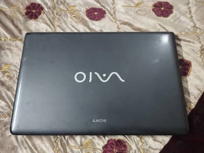 Sony VAIO core I3 laptop for sale doted/shaded