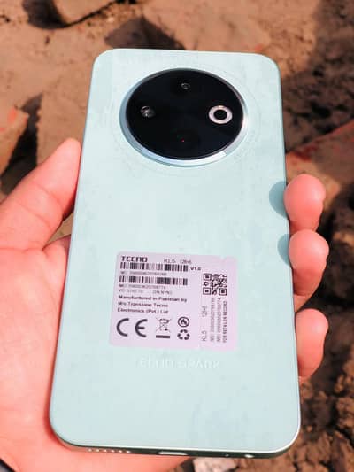 with box with charger all original