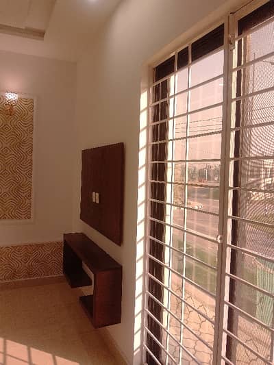 Ideal House In Central Park Housing Scheme Available For Rs. 70000