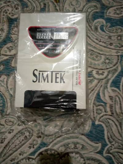 SIMTEK MPPT 70A NEW WITH 6 MONTH WARRENTY