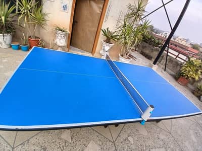Blue Table Tennis Table in Very Good Condition (With Net)