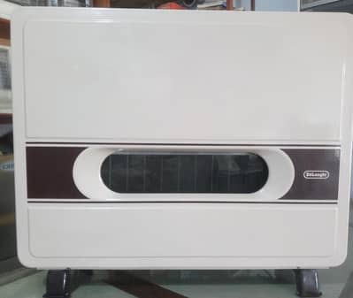 delonghi gas heater for sale very very good condition