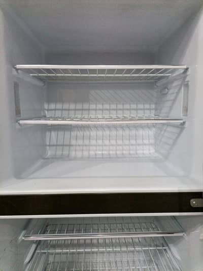 Haier signature deep freezer single door New condition/0321/080/77/77/