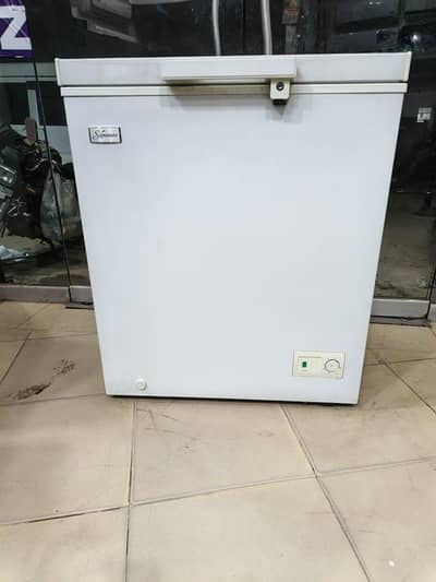 Haier signature deep freezer single door New condition/0321/080/77/77/