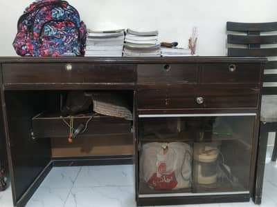 Computer table for sale