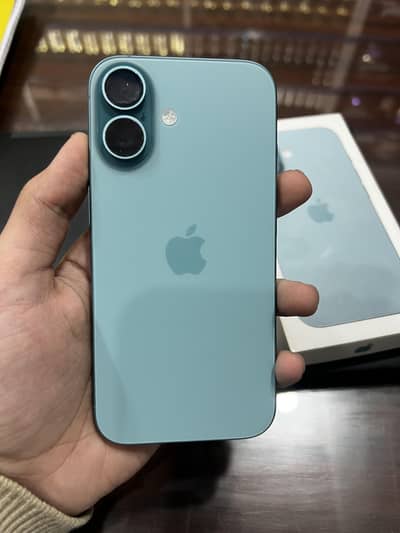 Apple iPhone 16