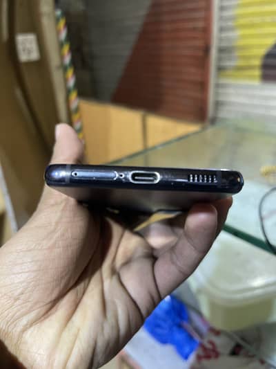 Samsung Galaxy S21 8GB 128GB PTA Approved