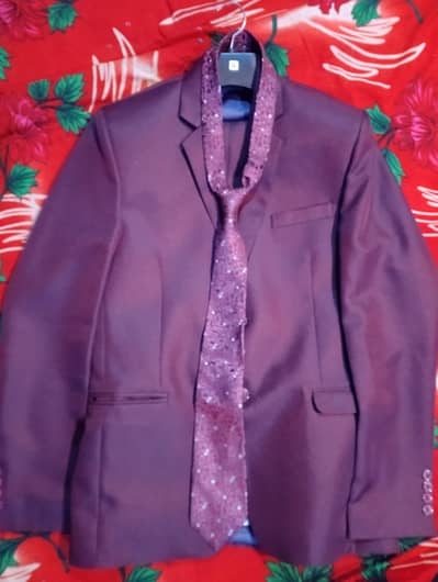 Gents pent court 34 size (Maroon color) with free wedding stylish tie