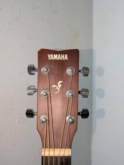 Yamaha f 310