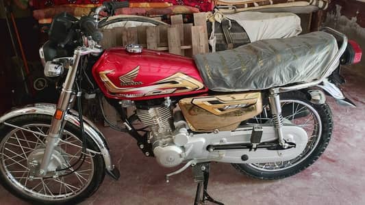 Honda CG 125S Self Gold Edition 2026