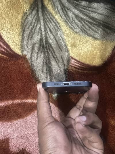 Iphone 12 is up for Sale in 9/10 condition Non PTA Factory Unlock
