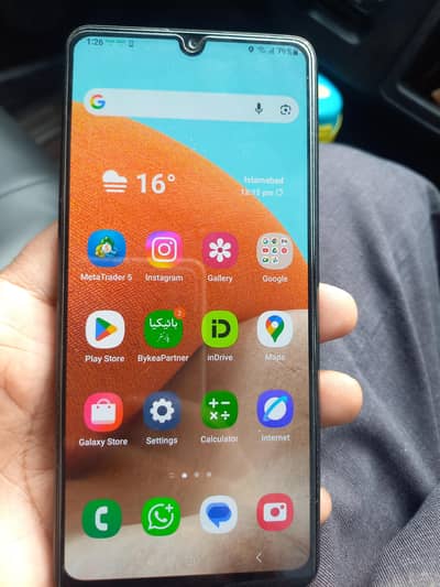 A32 6/128 good condition