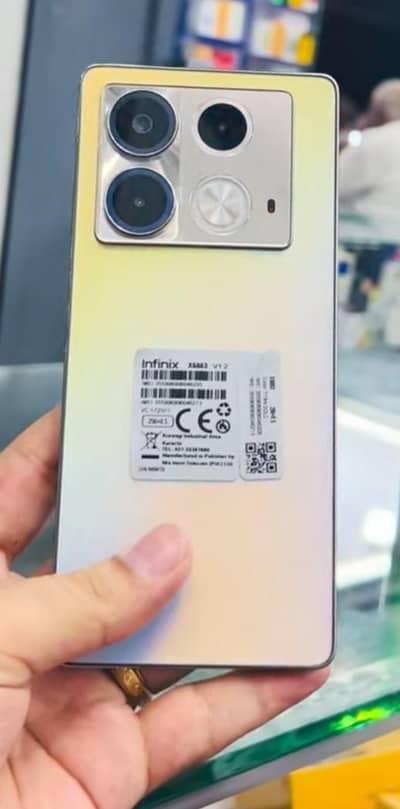 Infinix Note 40 8GB 256GGB like box pack