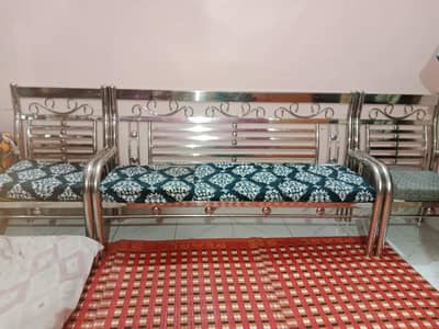 Kam used  Howe ha Acha  condition mein