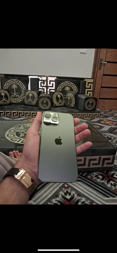 Iphonee 13 pro max jv