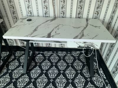 Office Table Best Quality