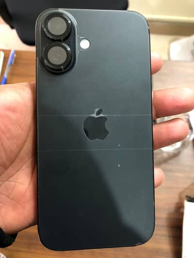 Apple iPhone 16