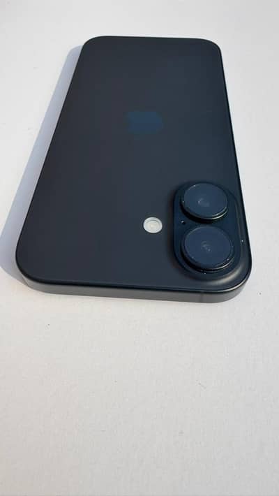 Apple Iphone 16 PTA Approved