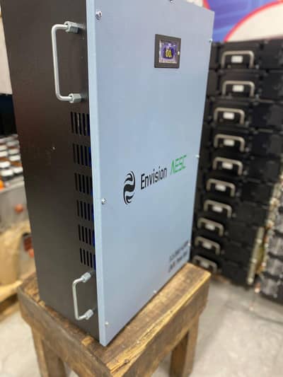 Lithium batteries + cells