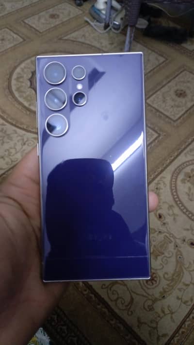 Samsung galaxy s24 ultra 12/256gb in brand new condition 10/10