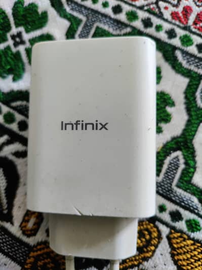 infinix fast charges 33w