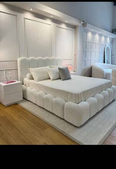 Bed /Poshish Bed /Double Bed/king Size Bed/Bed Dressing Side Table