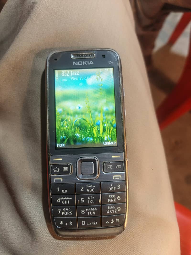 Nokia E52 2