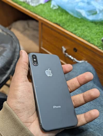 Iphone XS (factory unlock)