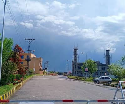 Ittefaq Town Thanda Pani Street No. 9-A Islamabad demand 5200000