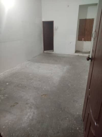 240 Square Yards Upper Portion In Gulshan-e-Iqbal Town Is Available For rent