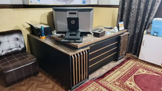 office Table Sofa Almari Files Boss Chair