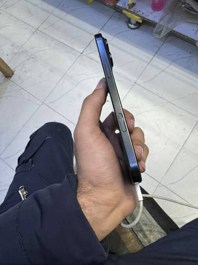 Iphone 16 pro max non pta factory unlock black