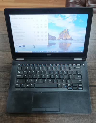 Dell latitude 7270 i5 6th gen 8/256 gb