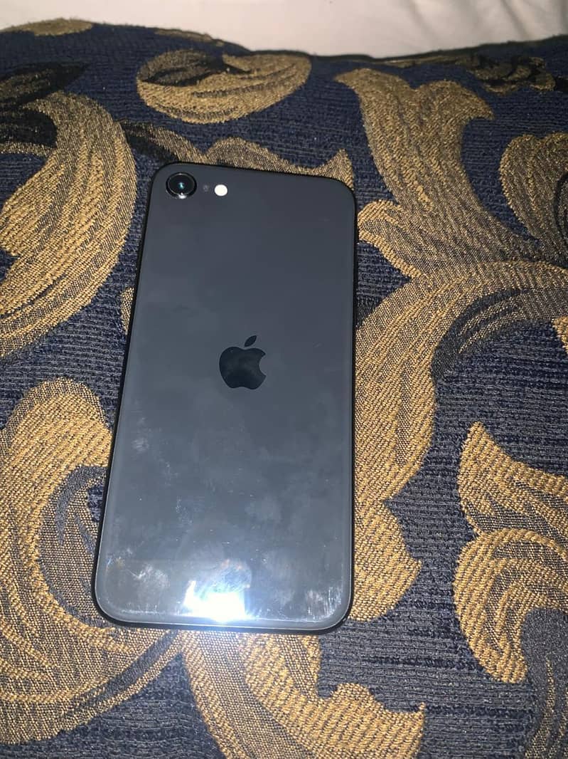iphone SE 2 6