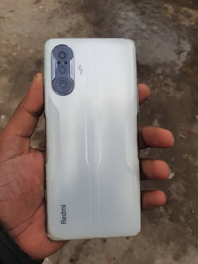Redmi k40 gaming 8+5 gb ram 256gb memory