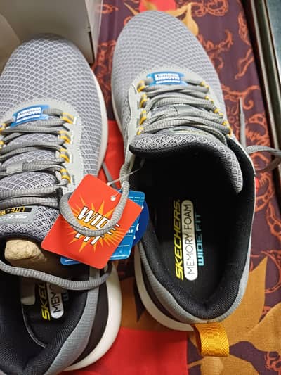 SKECHERS Joggers (Brand New IMPORTED) - Grey (Size 9.5 US / 42.5 EUR)